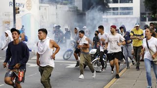 Cuatro muertos en protestas contra Maduro y nuevas marchas en Venezuela [upl. by Abixah312]