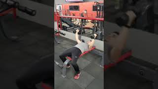 Aperturas con mancuernas en banco plano  Dumbbell Flyes [upl. by Ylluz869]