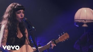 Mon Laferte  El Cristal En Vivo [upl. by Airottiv551]