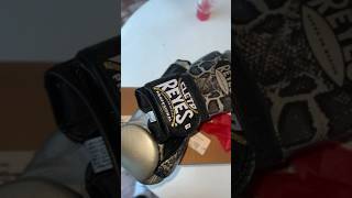 CLETO REYES TRAINING BOXING GLOVES WITH HOOK AND LOOP CLOSURE – SILVERBLACK STEEL SNAKE 12oz [upl. by Bozuwa517]