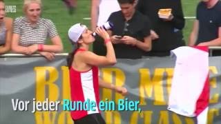 Bier exen und laufen quotBeer Mile World Classicquot in London [upl. by Lidah]