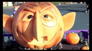 A Look at the Counts Halloween Spooktacular  Sesame Place [upl. by Ydaf]