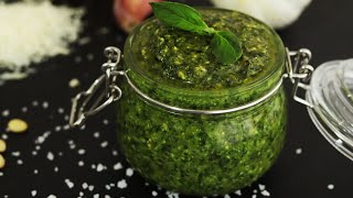 😋 Cómo Hacer SALSA PESTO ► La Auténtica Receta Casera ITALIANA [upl. by Dodge192]