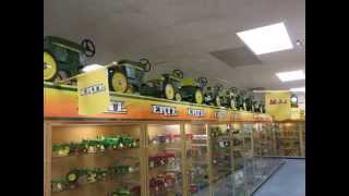 National toy tractor Museum Dyersville iowa [upl. by Britton]