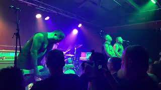 Teenage Bottlerocket “Bigger Than Kiss”“Freakout” Live at Soapbox Brewery Brisbane 260924 [upl. by Richers]