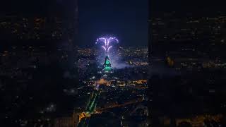 le feu dartifice à 210m de haut depuis la tour Montparnasse  14 juillet 2024 à Paris [upl. by Anneiv]