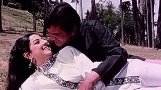 Dhak Dhak Kaise Chalti Full Video Song  Haathi Mere Saathi  Rajesh Khanna amp Tanuja [upl. by Ahsan809]