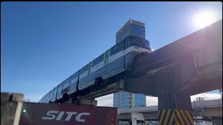 天王洲アイル駅で東京モノレール１０００系が到着しました❗️ [upl. by Ilowell]