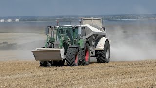 Fendt 724 amp Bunning Lowlander Spreading Chalk [upl. by Dekow]