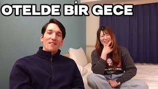 Küçücük Japon otel odasında bir gece geçirdik [upl. by Sirron]