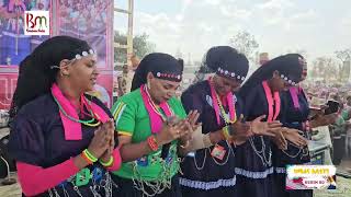 ዙልፋ ከማል quotአይ ወንበራን ችሎተኖquot 05052016 ዓም ሀላባ ቁሊቶ ስታዲየም [upl. by Richmal]