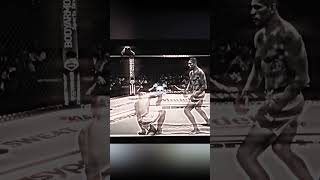 Alex Pereira KOs Sean Stricklands🔥 shorts ufc kickboxing [upl. by Ariaz5]