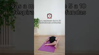 Como aliviar el dolor de ciática con esta postura de yoga I Ejercicios en casa para la ciática [upl. by Balcer557]