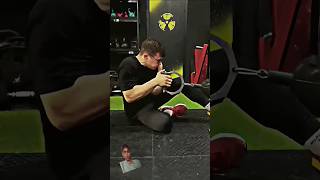 living now builder armwrestling viralvideo unfreezemyaccaunt bodybuildingmotivation [upl. by Etyam]