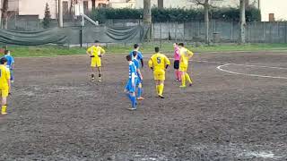 Espulsione e rissa al campo di calcio [upl. by Ner]