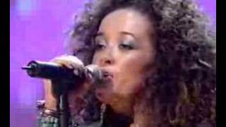 Rhianna Kenny sings Oh Baby Top of the Pops 2002 [upl. by Chadbourne274]