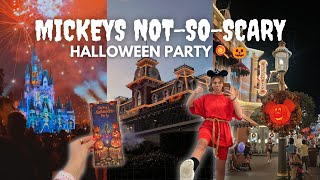 MICKEYS NOTSOSCARY HALLOWEEN PARTY 🎃 🍭 Boo To You parade Trickortreating fireworks amp rides [upl. by Felise306]