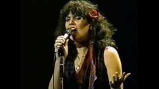 Linda Ronstadt In Atlanta 1977 17 Someone To Lay Down Beside Me [upl. by Elwaine]