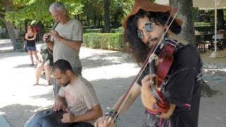 Miguel Benítez Fernando Ponce De León amp Santiago Vokram  Improvisación  Busking in Madrid [upl. by Naugal]