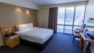 Crowne Plaza Alice Springs Lasseters Australia [upl. by Iat466]