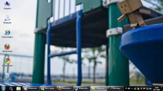 Danboard Danbo The Boxman  Windows 7 Theme HD [upl. by Wilburt804]