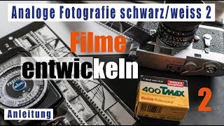 Teil 24 Analoge Fotografie schwarzweiß Filmentwicklung deutsch Film einlegen [upl. by Enilhtak]