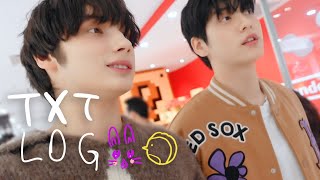 TXTLOG 껌딱지즈의 포켓몬 센터 방문기  새 인형 친구를 찾아서 🛒 취미 생활 껌로그 🐰🐧🛍 [upl. by Fries102]