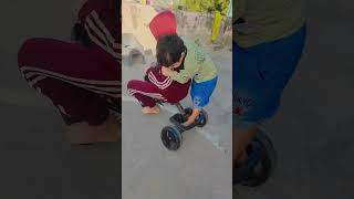 Kisi ki muskurahton pe ho nisar🥰🥰🥰🥰youtube shorts fun oldsongrajkapur [upl. by Bodnar964]