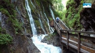 Wandern in Bayern Wimbachklamm Ramsau im Nationalpark Berchtesgaden Oberbayern Deutschland [upl. by Ocana]