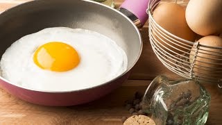 How To Perfectly Cook an Egg in 3 Seconds [upl. by Gibbeon]