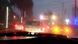 ¿Los carros electricos funcionan bajo lluvia [upl. by Fritz863]