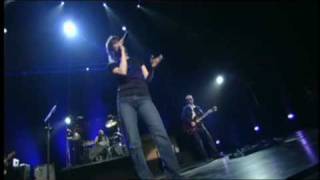 The Pretenders  Ill Stand By You  Loose In LA  Live 2003 [upl. by Hanahsuar]