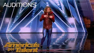 Alex Hooper Professional Roaster Insults The AGT Judges  Americas Got Talent 2018 [upl. by Artapoelc]