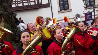 Fanfarenzug Neuhof und unsere Freunde de Zwiebels mit der kleinen Kneipe [upl. by Yedok]