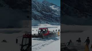 SilvrettaSkisafari  Mit Pistenbully und Skiern auf Safari im Montafon [upl. by Athene116]