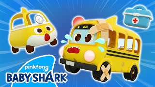 🚎NEW Five Little Buses Jumping on the Slide  Baby Shark Toy Car Song  Baby Shark Official [upl. by Annaes]