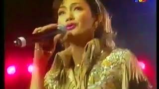 Erra Fazira Sandarkan Anugerah Bintang popular 2001 [upl. by Kornher]