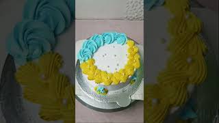 Simple cake decoration cakedecorating shorts trending [upl. by Tatianas]