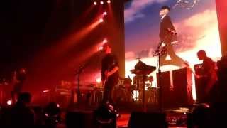 Queens of the Stone Age  I Appear Missing Houston 020914 HD [upl. by Anytsirhc]