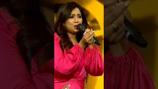 Shreya Ghoshal sung Aangaro song🔥 live in IBDshreyaghoshal angaron live shorts song [upl. by Ylrevaw]