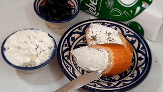 Fromage frais avec un seul ingrédientجبنة طرية بمكون واحد [upl. by Ahsenid]