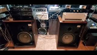 JBL L 200 STUDIO MONITOR POWER PERREAUX PMF 2150B quotMOSFETquot PRE ELECTROCOMPANIET HIEND CD PHILIPS [upl. by Aennyl]