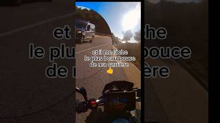 Wheeling devant la gendarmerie motard bikelife motovlog police [upl. by Mathia]