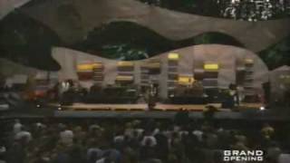 ALANIS MORISSETTE  UNINVITED  Live Seattle 2000 [upl. by Hak673]