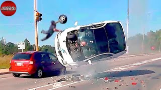 35 Crazy Moments Car Crashes of Idiots In Cars Got Instant Karma Thatll Freak You Out [upl. by Barron134]