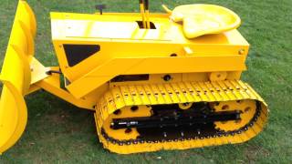 Struck mini dozer md50 walk around [upl. by Emoraj]