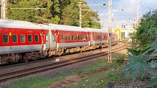 Bandra TerminusVelankanni Special Fare Express Led By Kanpur WAG9 Crawls To Enter Pune [upl. by Ahsekyt]