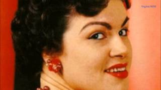 quotSweet Dreamsquot PATSY CLINE  1963 [upl. by Moreta210]