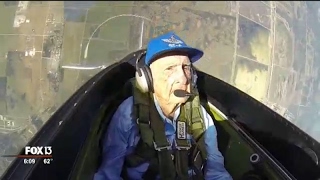 96yearold WWII pilot takes flight again in Tampa [upl. by Wehttam]