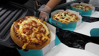 콤비네이션 피자 와플  Combination Pizza Waffle  Korean street food [upl. by Ettegroeg]